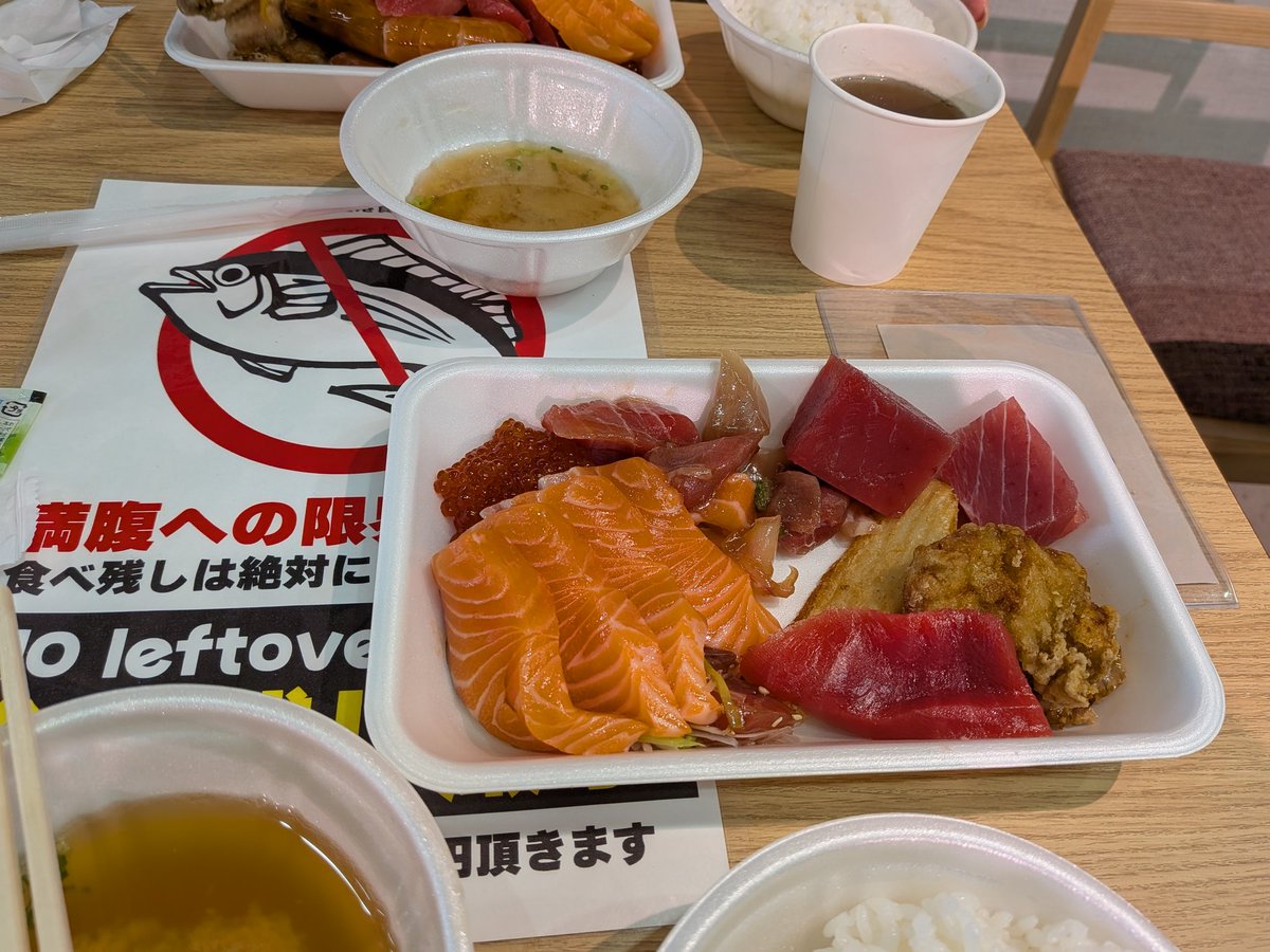市場の海鮮食べ放題☝️