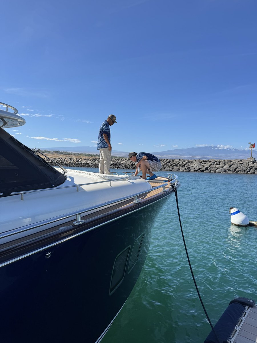 EdsCleaningHI's tweet photo. Ahoy, boat lovers! 🛥️✨ Ready to give your teak wood floors the love they deserve? Our deep cleaning and sealing service will make them shine like the ocean! Let’s set sail with clean vibes! 💦🌊 #TeakCare #BoatLove #CleanFloors #MarineMagic #ShinySails #BigIsland #Hawaii https://t.co/3IyEVXEikl