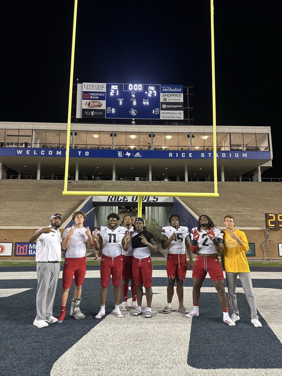 #VicPic #2. Great job by these guys &amp; the <a href="/FAUFootball/">Florida Atlantic Football</a> team. Offense had our back when we needed it. Defensively we held a triple option team to their season low rushing. #BlackOps showed up w/ 1 sack but more importantly, doing our job consistently. #ATFA #WIP🌴#WeTooDeep