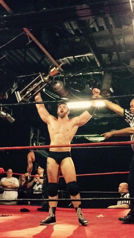 mydyingheart's tweet photo. When I first moved to Detroit, my first show was @XICWDetroit because I saw an ad that @Rhyno313 was gonna be wrestling. That was 10 and a half years ago. @JakeSomething_ and I looked like that and now we look like this. It was so cool catching up at @IWCwrestling #SuperIndy https://t.co/dXgSLTRNjx