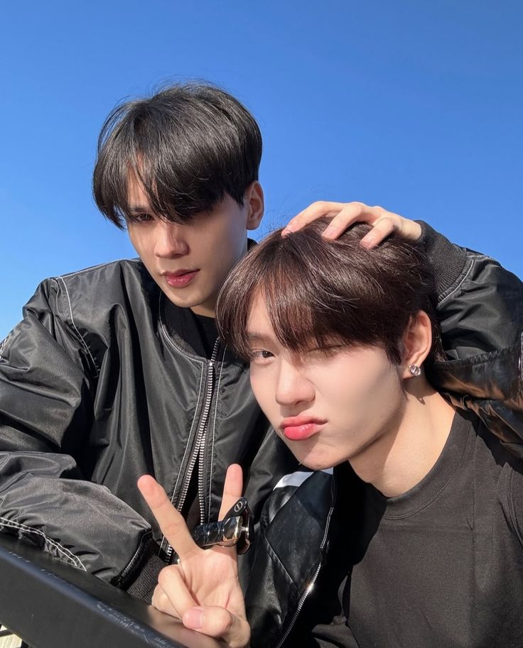 mahliwgai's tweet photo. ㅤ
ㅤ
𝒅𝒂𝒂𝒘.
Halo teman-teman! Penulis izin memberitahukan jika Sabiru dan Mas Pradipta akan ts sementara waktu menggunakan rupa 𝙆𝙚𝙣𝙜𝙉𝙖𝙢𝙥𝙞𝙣𝙜.  Tenang saja alur cerita akan tetap sama. Terima kasih 💗
ㅤ
ㅤ https://t.co/9sW8u8C7MB