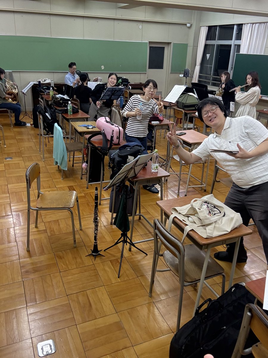 msbo_official's tweet photo. 今週の練習風景です📸
定期演奏会が終わったばかりですが、控えているたくさんの本番に向けて練習に励んでいます🔥
#武蔵野シンフォニック・ブラス・オーケストラ #MSBO #吹奏楽 #三鷹 #三鷹市 https://t.co/i1a3e6DaCu