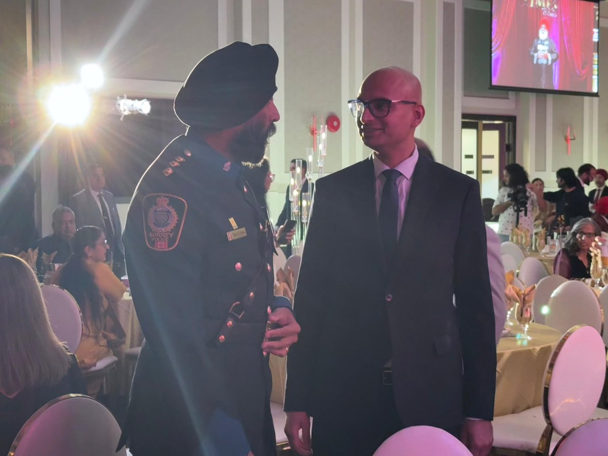 SteveKooner's tweet photo. Great to meet so many familiar and new faces while celebrating Diwali at the 14th Annual Diwali Gala &amp; Awards hosted by the @TimesofCanada https://t.co/pOeeFbLl0z