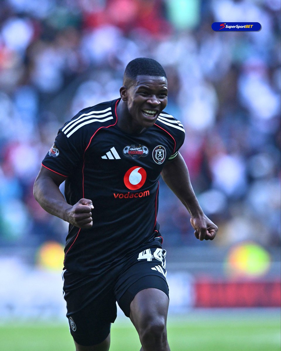 MMORTON6's tweet image. Mbekezeli Mbokazi 🚜

Guilty confession.. I’ve probably watched the replay of that goal 50 times! 😅 

CAF Champions League experience ✅
Bafana Bafana international ✅
Clean Sheet Merchant ✅
Orlando Pirates Captain ✅
Launcher of Rockets 🚀 

AFCON loading ⏳
World Cup Loading…