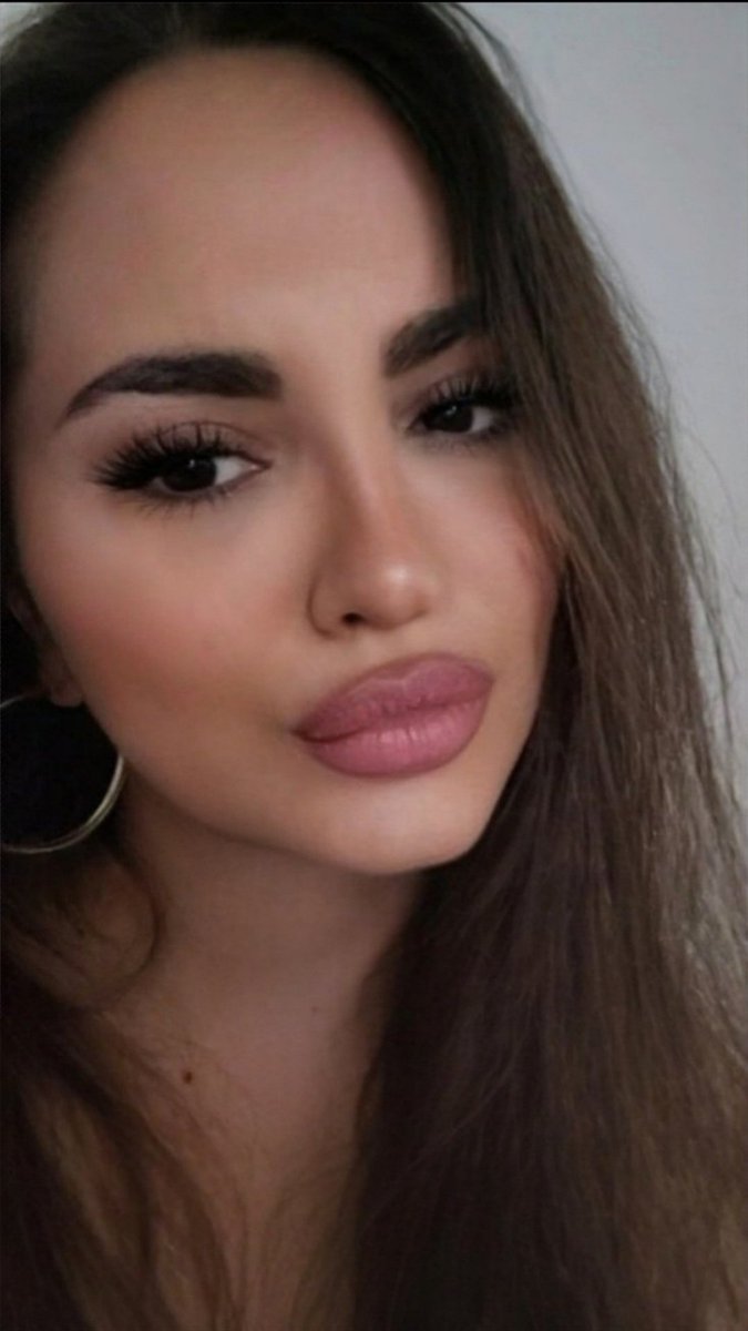awasissonja tweet picture