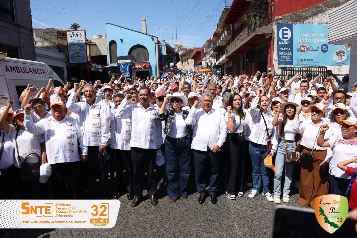 Equipo_Politico's tweet photo. Nuestra gratitud a todas y todos los compañeros que hoy atendieron el llamado de su organización. Su presencia reafirma que el magisterio veracruzano está de pie, unido y decidido a defender su dignidad laboral.

#SNTE32 #EquipoPolítico #LegadoDeUnidad https://t.co/Go7kxXJMOr