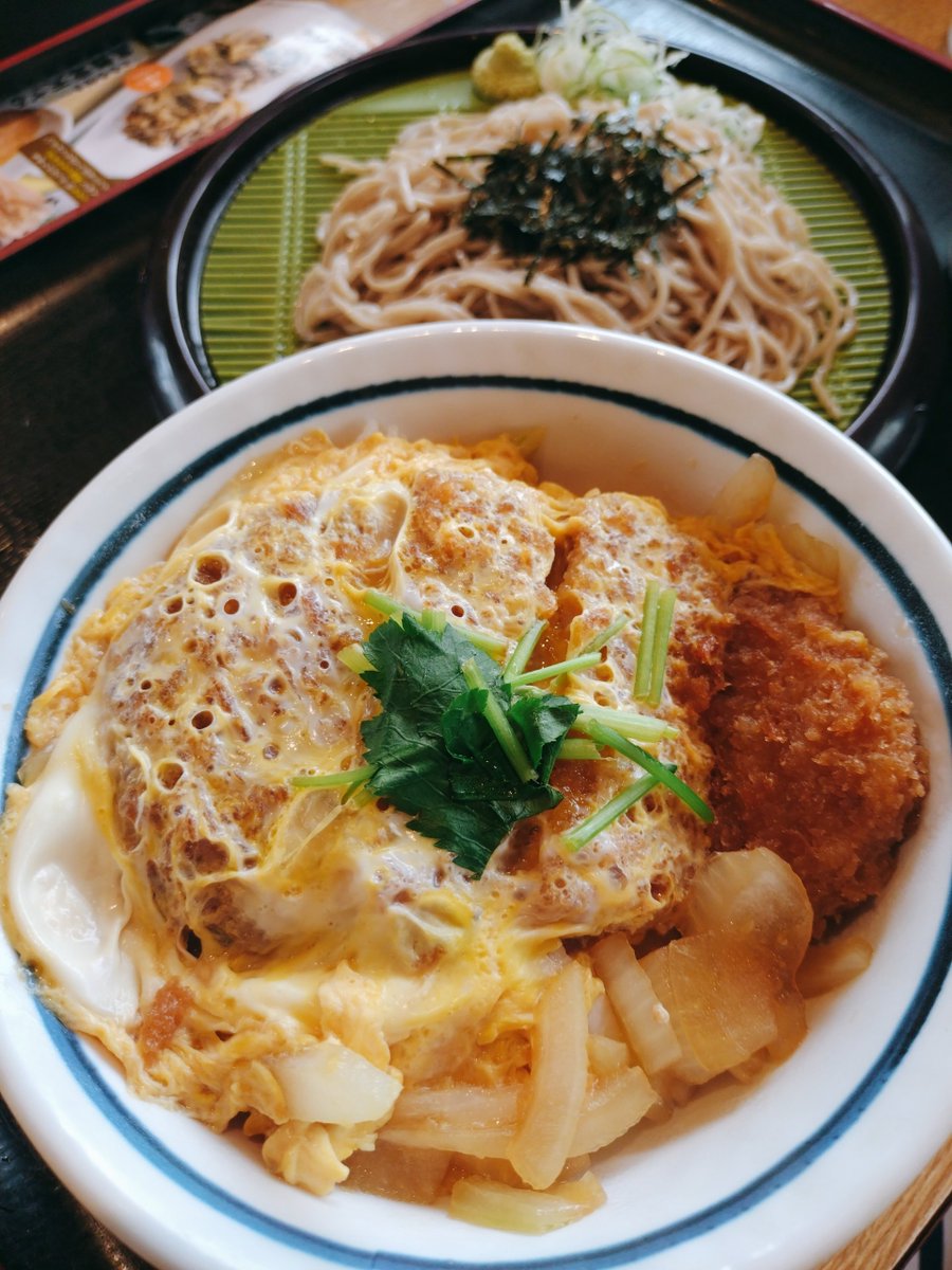 カイ tweet media