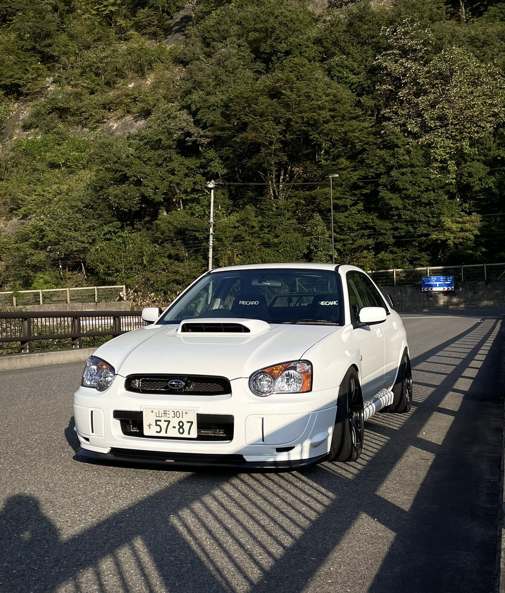 2ペダル仕様になりました。
よろしくお願いします。