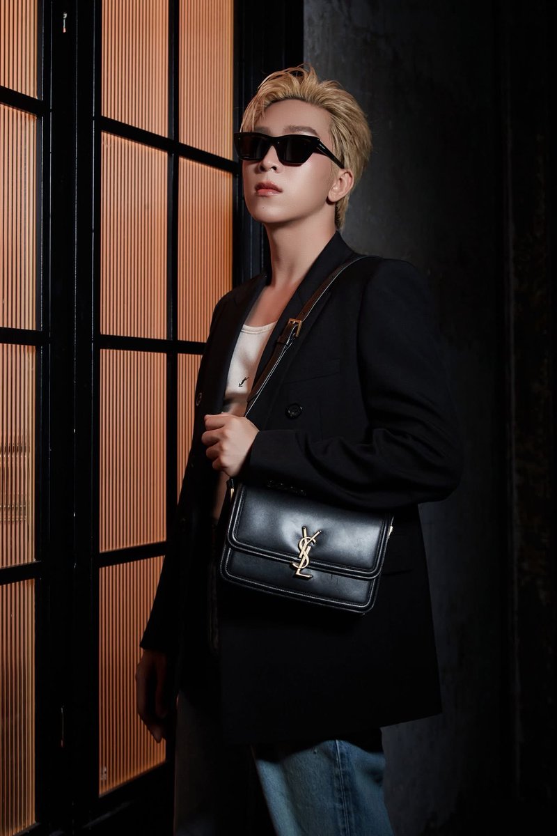 tangvuminhphuc's tweet photo. #TangPhuc #SaintLaurent #SaintLaurentVietnam #SSGroup #SSFashion https://t.co/fC25FFyt0D