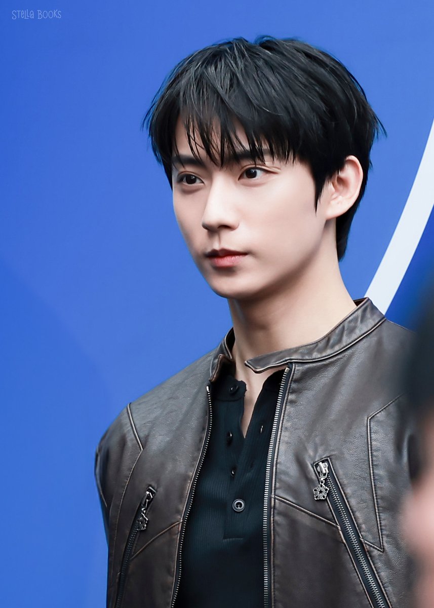 별책방 tweet media