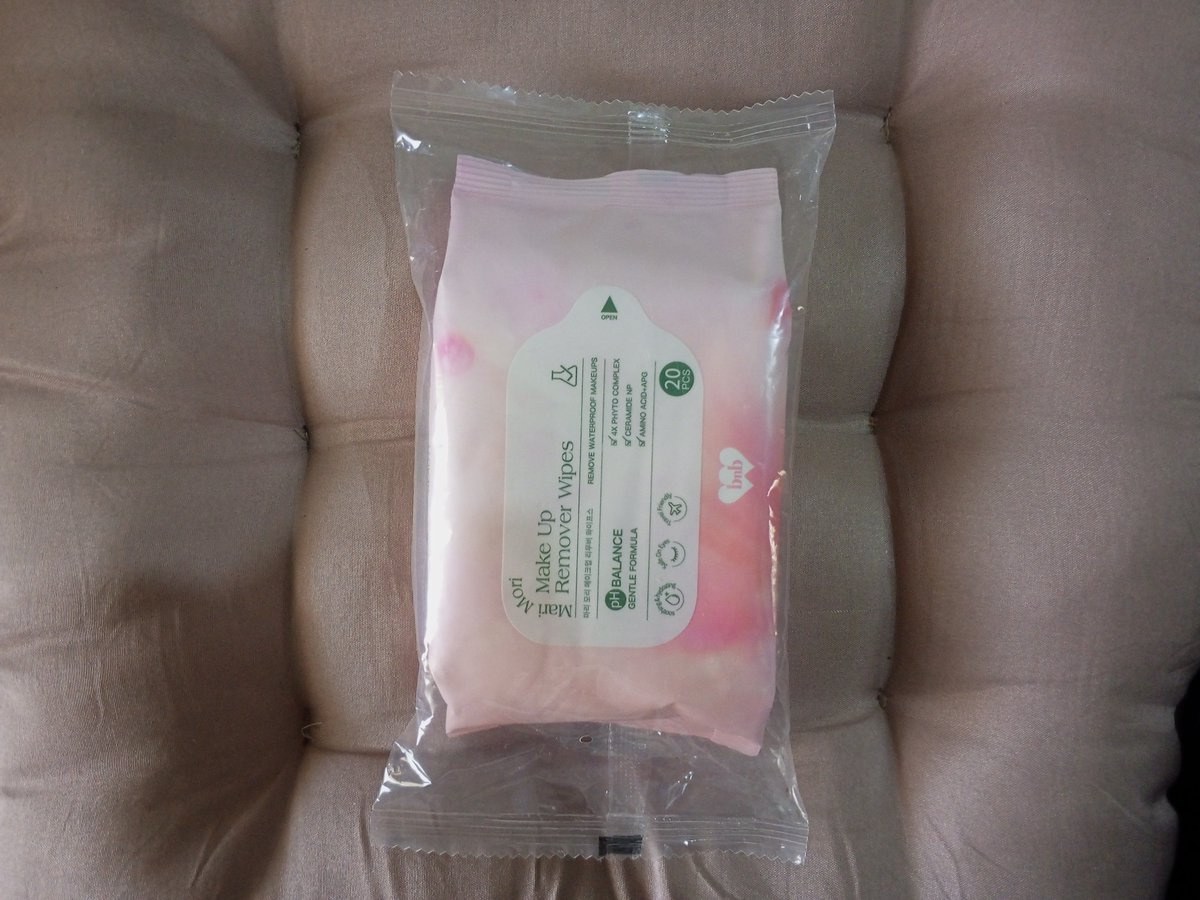 Unpadfess tweet media