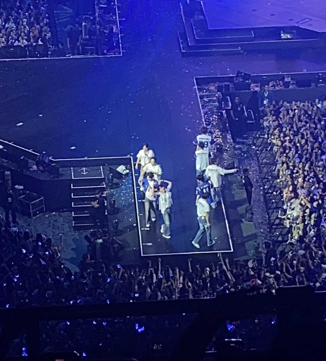 _teukup's tweet photo. Happiest 20th Anniversary @SJofficial 

Thank you for always coming back here in Manila and for celebrating with us. 🫶🏻

This night turns out to be wonderful as always. ✨

Promise to stay with you forever, till we meet again soon💙

#SS10inManila #SuperJunior  #슈퍼주니어 https://t.co/RjWfzulRYL