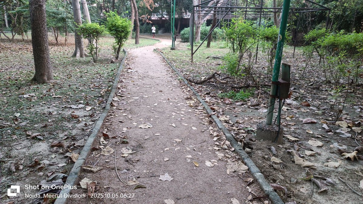 <a href="/moefcc/">MoEF&CC</a> <a href="/NGTribunal/">Green Tribunal</a>
<a href="/rouppcbgbn/">RO UPPCB NOIDA, GBN</a> <a href="/CeoNoida/">CEO, NOIDA Authority</a> <a href="/dmgbnagar/">DM NOIDA Gautam Buddha Nagar</a> <a href="/noida_authority/">NOIDA Authority</a> <a href="/ChiefSecyUP/">S.P. Goyal, Chief Secretary, GoUP</a> <a href="/CMOfficeUP/">CM Office, GoUP</a> <a href="/NandiGuptaBJP/">Nand Gopal Gupta 'Nandi'</a>
<a href="/MoHUA_India/">Ministry of Housing and Urban Affairs</a>
<a href="/CPCB_OFFICIAL/">Central Pollution Control Board</a>
मेघदूतम पार्क सेक्टर 50 नोएडा में गंदगी से मॉर्निंग वॉकर परेशान है पार्क में हर और कूड़े के ढेर नजर आते हैं ट्रैक और शौचालय गंदे पड़े हैं