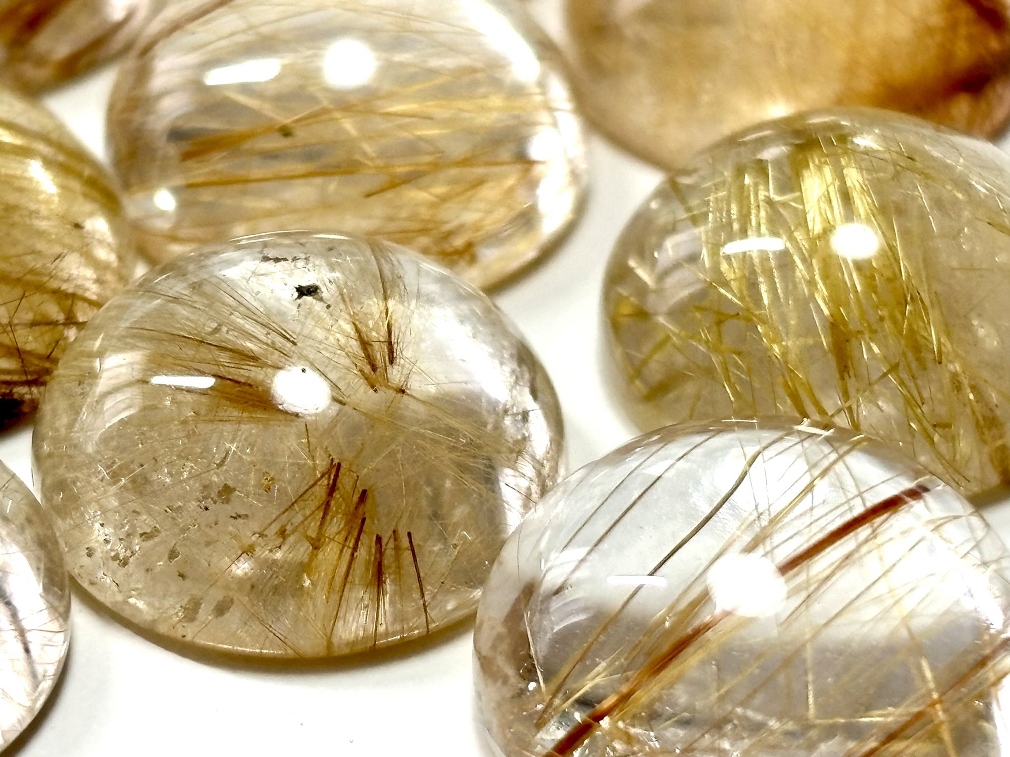 こうのすけが編んだルチルクオーツ！すっとできたよ！なんかすごいかも！ 401915cb415dace262a03ba13b9545