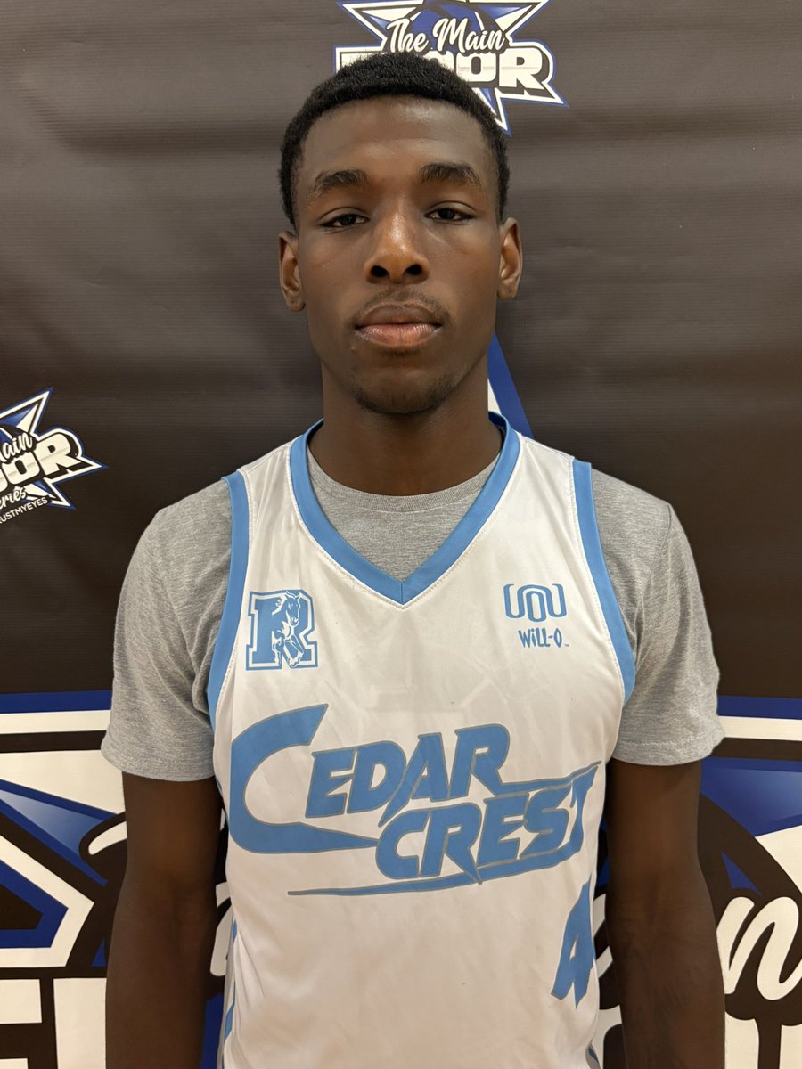 #SuperSaturdayShowcase
2026 6’9” PF, Isaiah Johnson of Dallas Roosevelt has emerged as my breakout player of the Fall. He has run under the radar long enough. This kid is official and could become a mid-plus to high major prospect if he is available this spring.#ITrustMyEyes