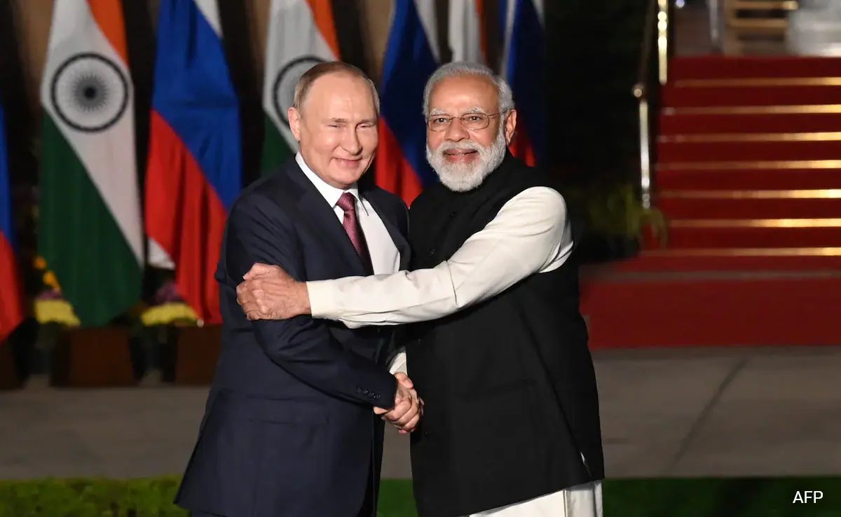 roydadnaft's tweet photo. #President_Putin is confident #India will continue importing #Russian_oil despite #US. #pressure and plans to boost #Russian imports of #Indian #agricultural and #medical products to balance #trade, directing his #government to explore suitable proposals.
https://t.co/XlQICSep6c https://t.co/sl8nQ3U8gU