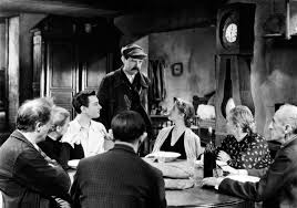 merlinpapin3's tweet photo. .@FredOL69007 .@tbarnaud Voici mon TOP12 des films du Réalisateur #JacquesBecker
8 – Goupi Mains Rouges de Jacques Becker (1943) avec Robert le Vigan Blanchette Brunoy Georges Rollin Maurice Schutz Germaine Kerjean Fernand Ledoux
Les Goupi sont une famille charentaise de paysans rusés autant que bornés. Goupi Mes sous fait revenir de Paris son fils qu'il n'a pas vu depuis vingt ans et qu'il croit grand directeur commercial. Il a le projet de le marier à sa jolie cousine, Goupi Muguet. Mais, le soir de son arrivée, Goupi l'Empereur, 106 ans, a une attaque qui le fait croire mort.