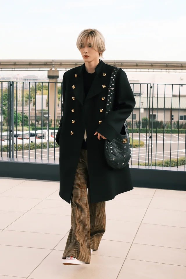 CultureCruise's tweet image. ［News］

▼道枝駿佑 フランスで開催される
「ヴァレンティノ2026春夏コレクション」に参加、最新ルックを披露

🔗culture-cruise.com/valentino-news…

#道枝駿佑
#なにわ男子
#ValentinoGaravani