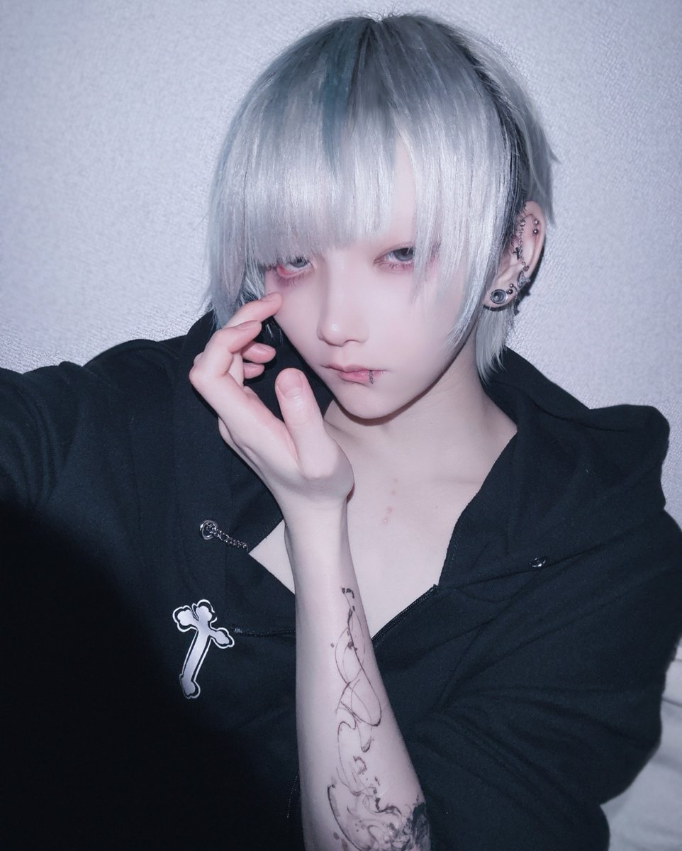 柚子です₊⁎⁺˳✧༚ 枵 (@Oz__zz) / X