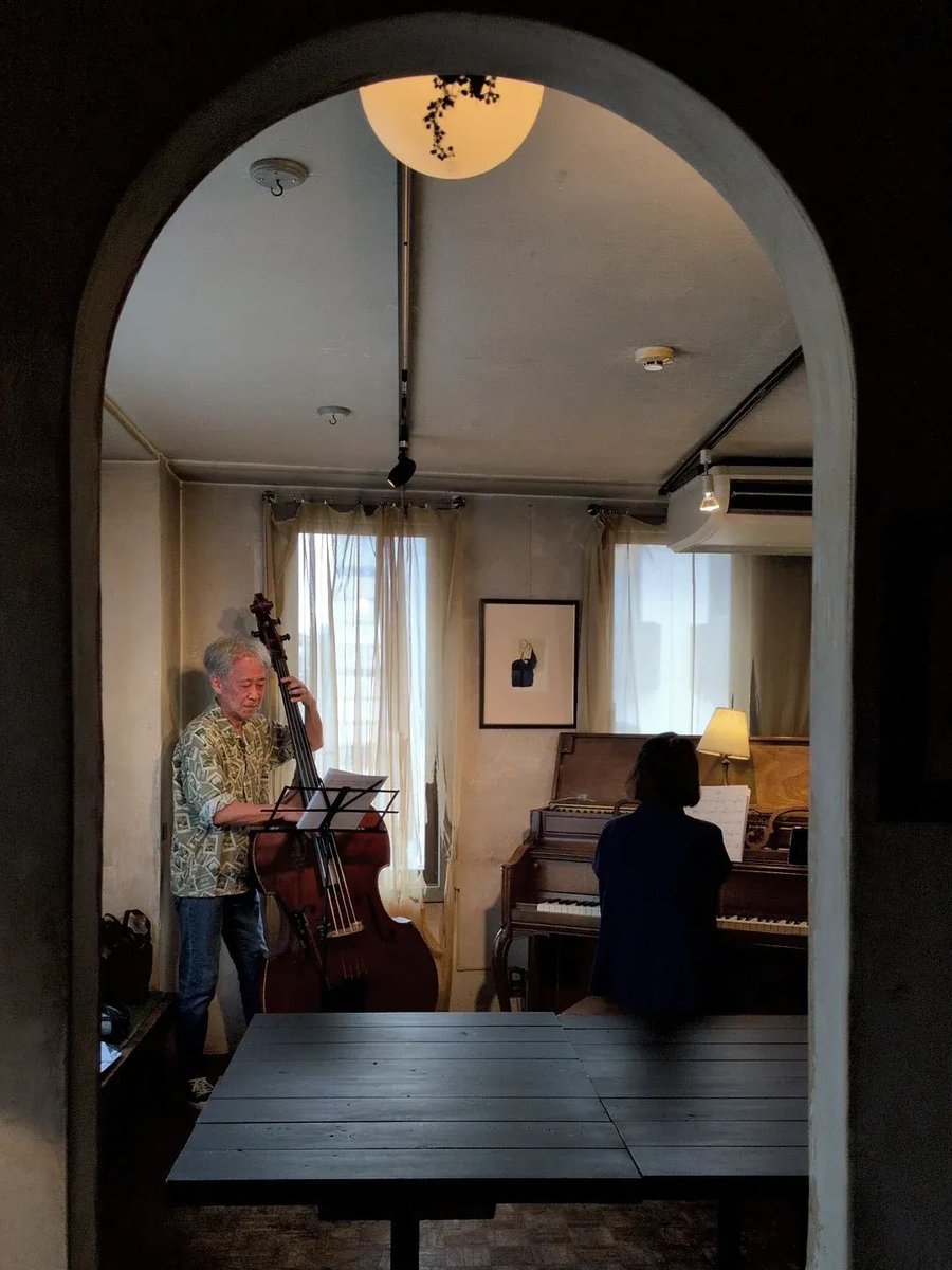 10月 5日 (日曜日)
リハーサル中！
-
鈴木瑶子 : piano + 坂井紅介 : contrabass
-
このあと
15時から！
まだお席ございます！