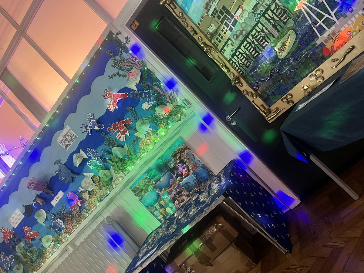 QuayAcademy's tweet photo. What a wonderful immersive art exhibition! 
Inspired by Canaletto’s famous ‘Regatta On The Grand’, our project took a creative twist as we reimagined the scene to reflect our very own harbour here in Bridlington @DRETnews @QuayPrincipal https://t.co/tY1VsRseqh