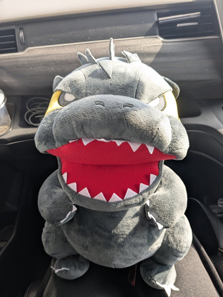 pontanonono's tweet photo. 友達がゴジラくれた！やったね！！ https://t.co/fymCj7oxqQ