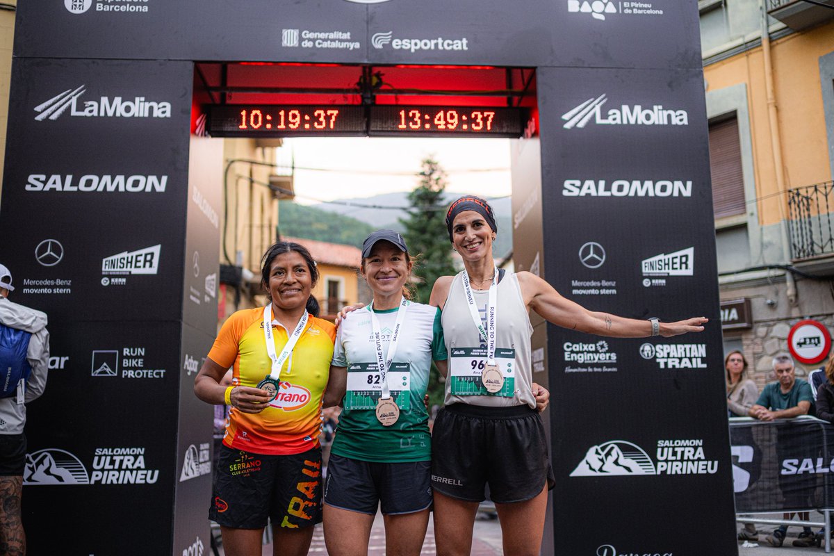 ✍️ La nostra crònica de <a href="/UltraPirineu/">Salomon Ultra Pirineu</a> 

Jon Albon, primer corredor britànic a guanyar la prova reina, i Anna Ongaro en un emocionant final, escriuen una edició per al record

Miquel Corbera i Marta Pérez, victòria de prestigi a la Marató Pirineu 

➕INFO➡️ tuit.cat/yrUGX