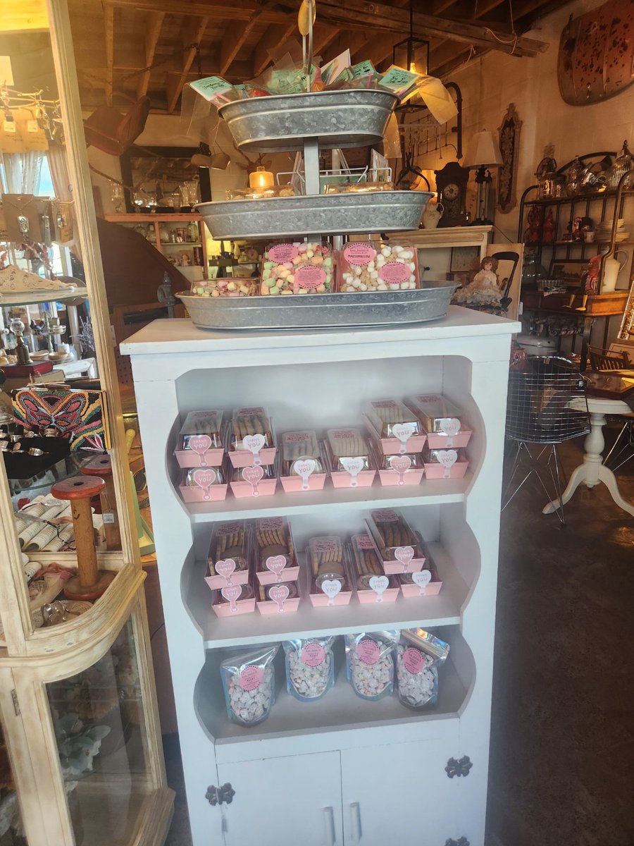 BadABossB's tweet image. 3rd location acquired 👌