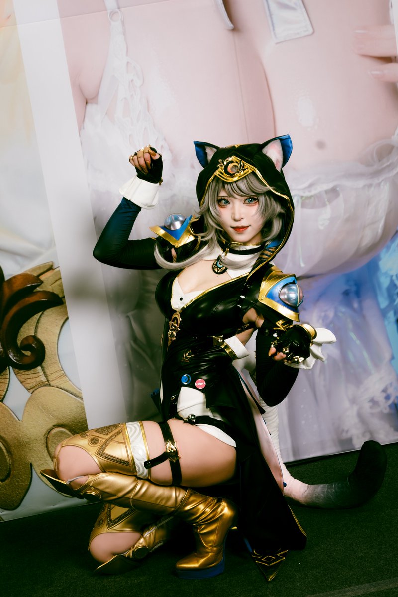 ymyoon639845's tweet photo. 2025.10.4 illustar fes
cos.사이퍼
mod.시루님 @siru_0207
처음으로 사진 올려봅니다🥰
#스타레일 #崩坏 #崩坏星穹铁道 #HonkaiStarRail #スターレイル #cosplay #cosplayer #コスプレ #コスプレ写真 #cos #コスプレイヤー #coser #cipherler #赛飞儿 #サフェル #被写体 #portrait https://t.co/amwnCV2VrG