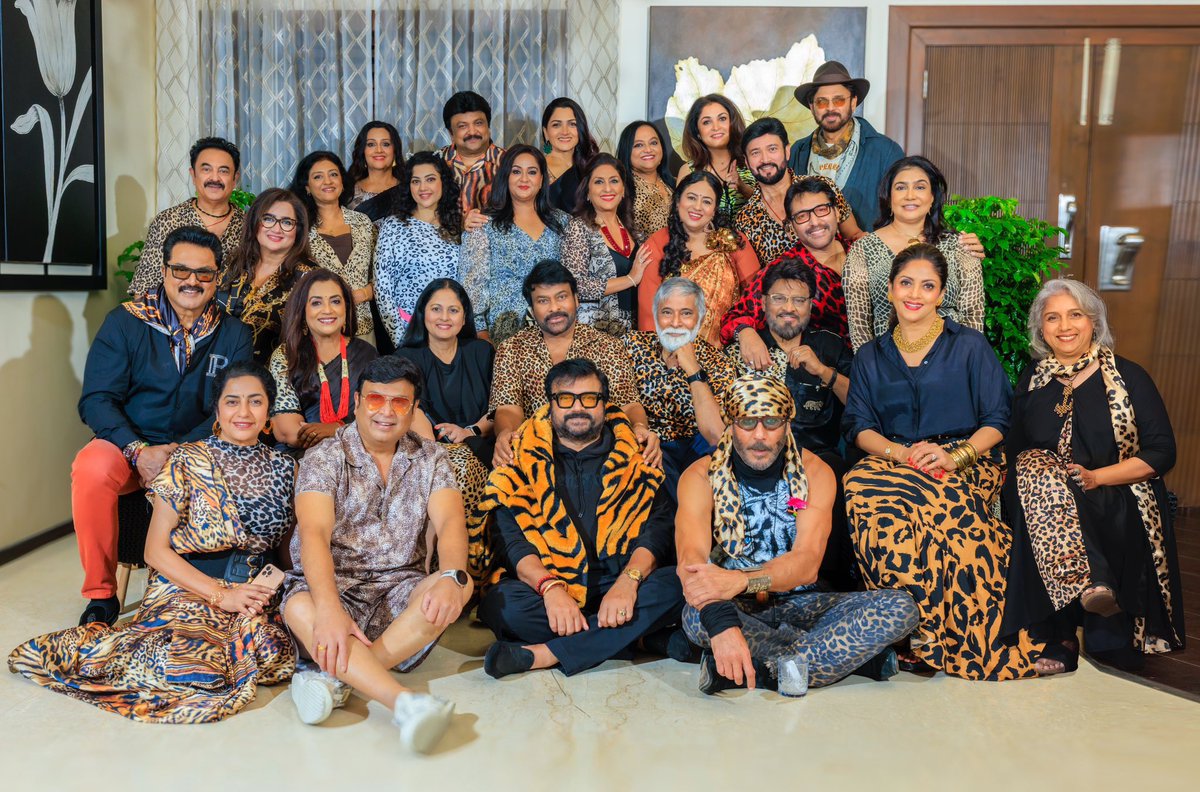 sridevisreedhar's tweet photo. โJungleโ was the theme! And they rocked it ๐คฉ๐ฅ in style ๐ฅฐThe much-loved 80โs Stars Reunion, was held in Chennai last night (Oct 4th, 2025). The fun & nostalgic evening was curated by #Lissy, #Poornima , @khushsundar & @hasinimani hosted by #rajkumarsethupathi and #sripriya https://t.co/RhndYdDGsW