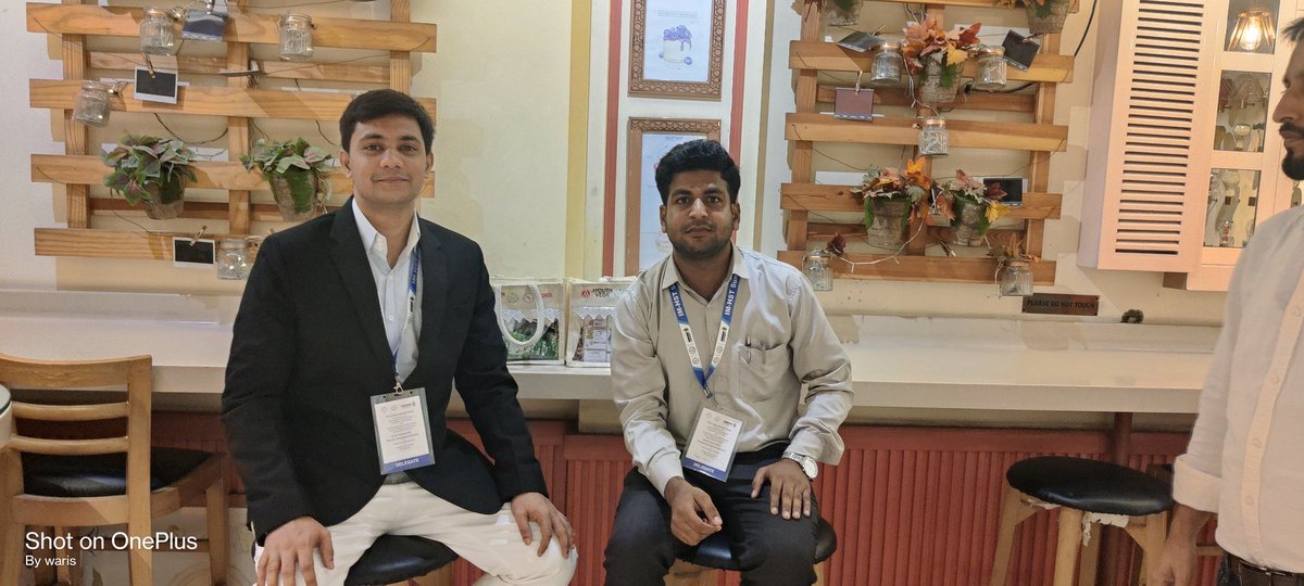 Mohdwaris786's tweet photo. Presenting at the International Conference — a proud moment of learning and sharing #international #confrence #viral #Twitter #ShareX #proud #TWICE_THISISFOR_WORLD_TOUR #Trending https://t.co/mofSM1svBd
