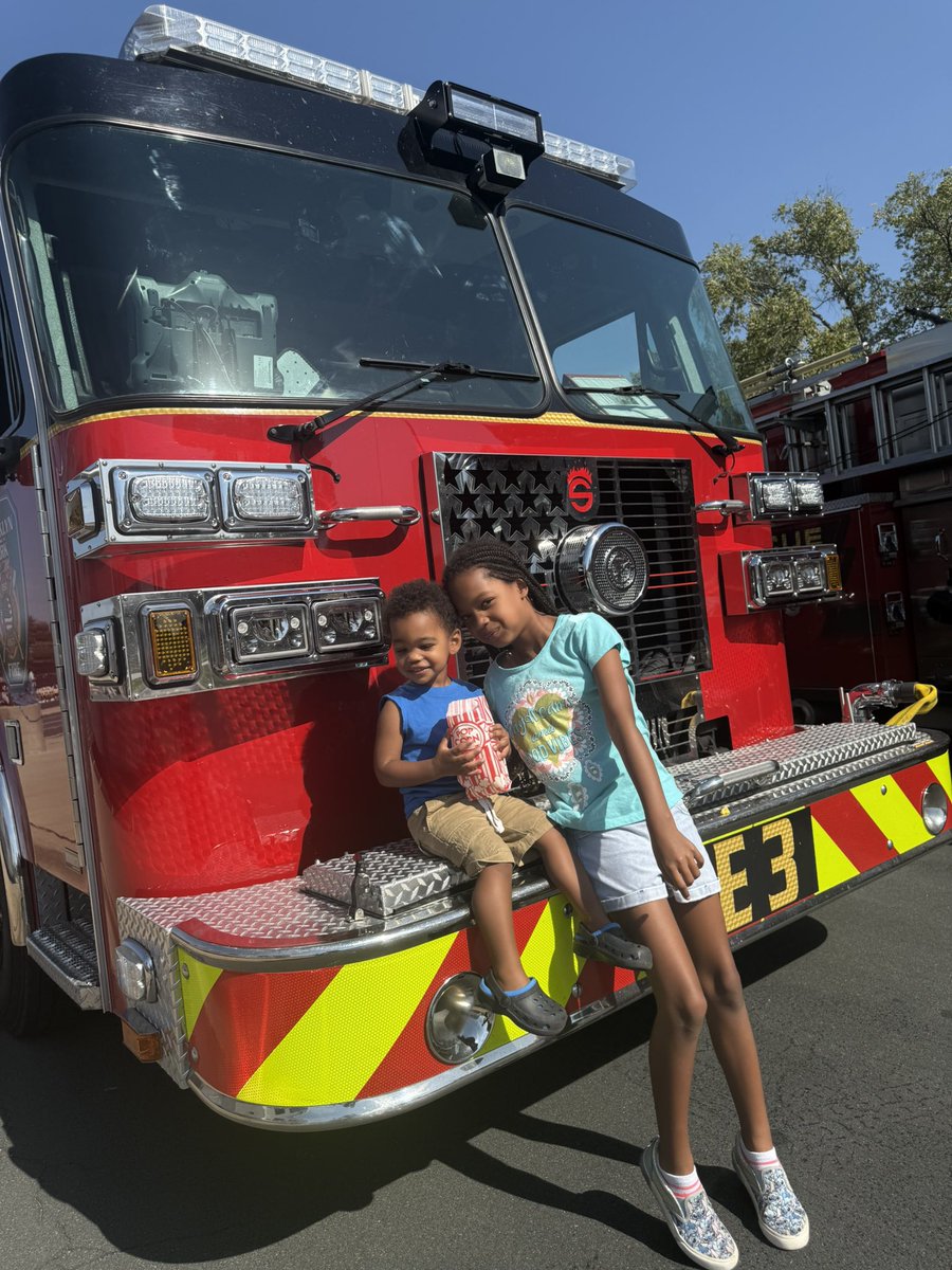Started the day at the Brooklyn Park Fire Dept’s Annual Open House 🚒👮🏽‍♀️
Grateful for our Fire, Police &amp; Sheriff teams who keep our community safe &amp; connected. 💙
We see you, we appreciate you, &amp; we’ll always support you! 🙏🏽 #BrooklynPark #CommunityFirst #StrongerTogether