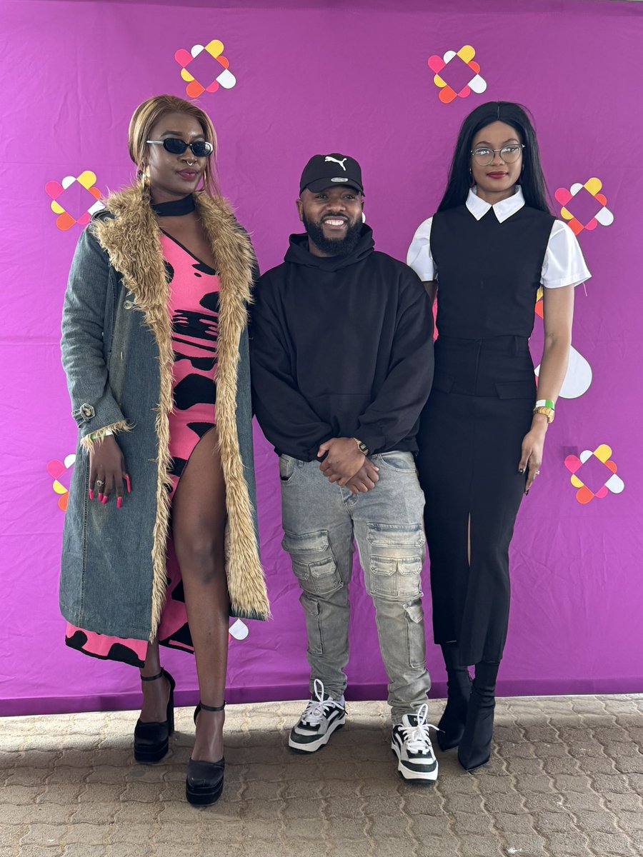 MayfieldSquare's tweet photo. 𝗧𝗵𝗲 𝗚𝗿𝗮𝗻𝗱 𝗙𝗶𝗻𝗮𝗹𝗲: 𝗠𝗿 &amp; 𝗠𝗶𝘀𝘀 𝗠𝗮𝘆𝗳𝗶𝗲𝗹𝗱 𝗦𝗾𝘂𝗮𝗿𝗲 𝟮𝟬𝟮𝟱

#MransMissMayfieldSquare #Finale #MayfieldSquare #BeautyPageant #CommunityEvent https://t.co/2lPEC6R0XS