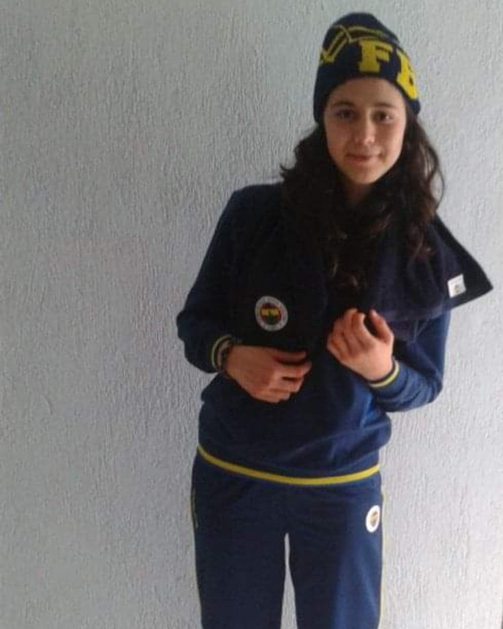 Nefise Karatay 💛💙