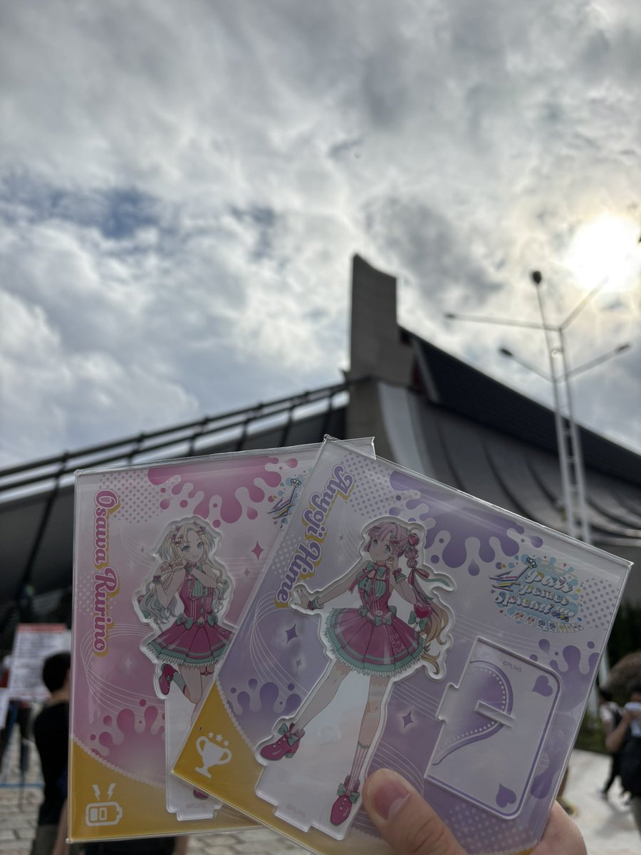 LLC_ryukyu's tweet image. DAY2も盛り上がっていきましょう〜!🌺
#蓮ノ空5th東京Day2
