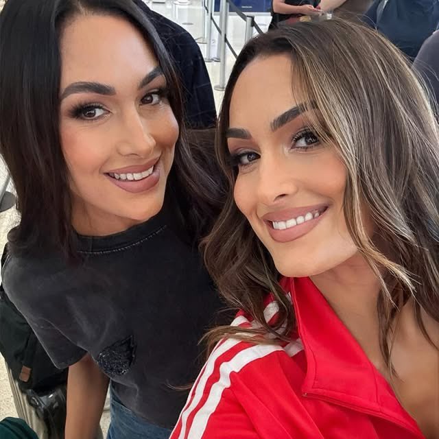 bellaxtwin's tweet image. twin magic . ♡