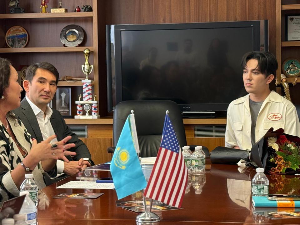 Dimash_EurasianDears tweet media
