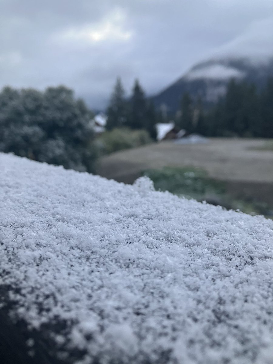 First dusting of snow #courchevel
