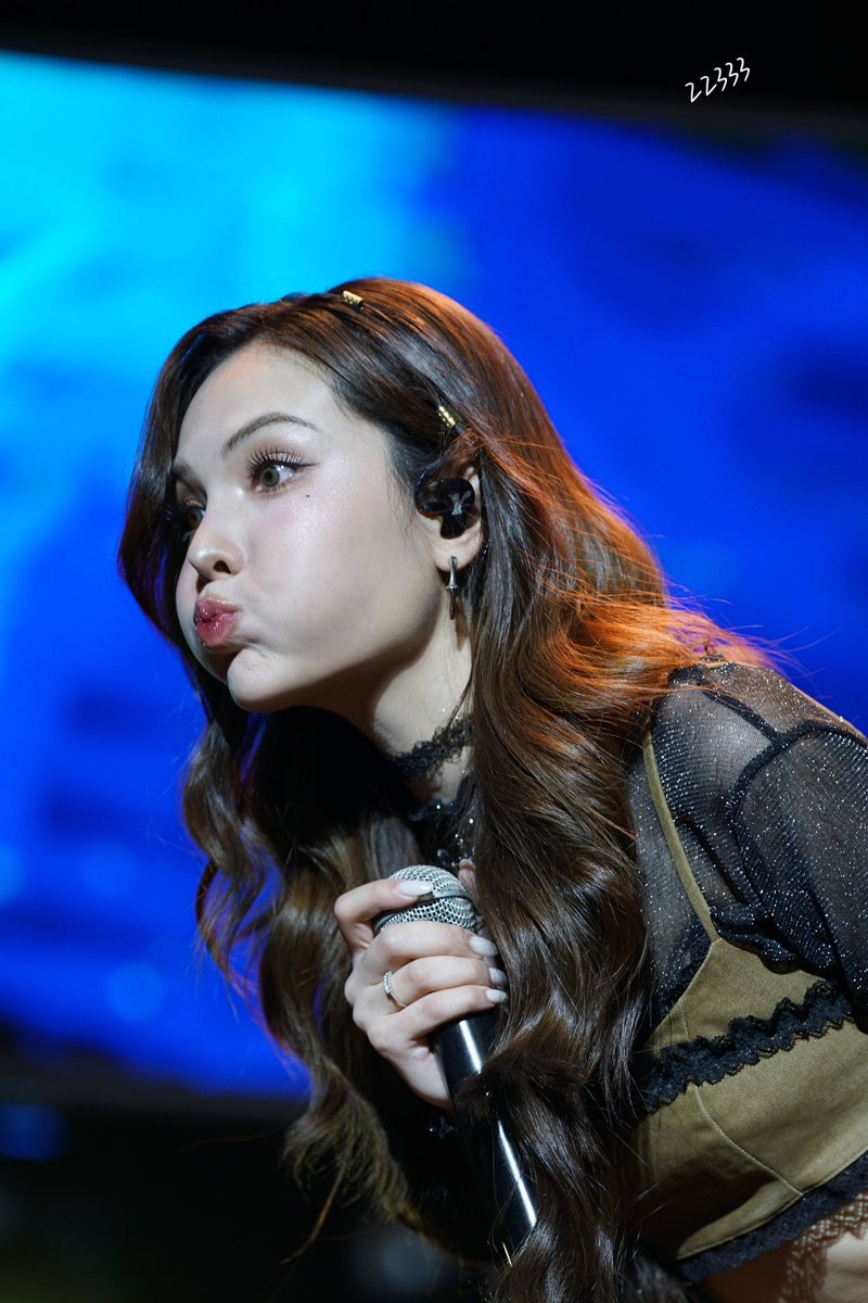 ctrl22333 tweet media