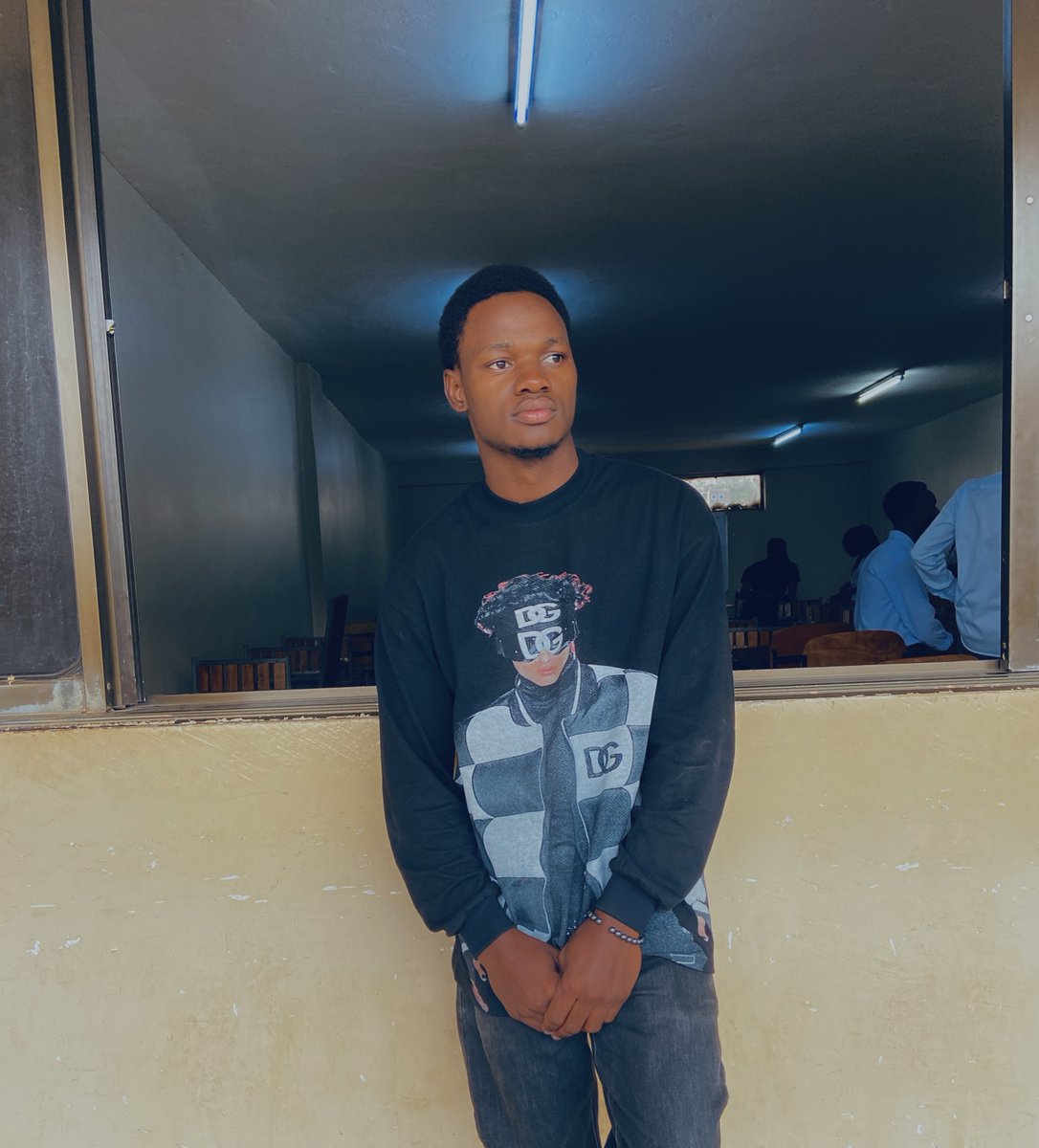 SensambaI's tweet image. Good morning Uganda 
It’s a follow to follow month
