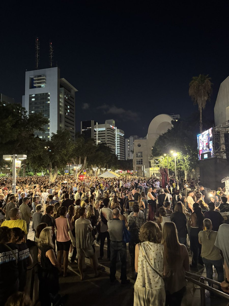 MathieuDeflem's tweet photo. The rally last night at Hostage Square in Tel Aviv was especially meaningful as hope grows that the hostages will return home and the war in Gaza will end. https://t.co/yWVoTeKbx5