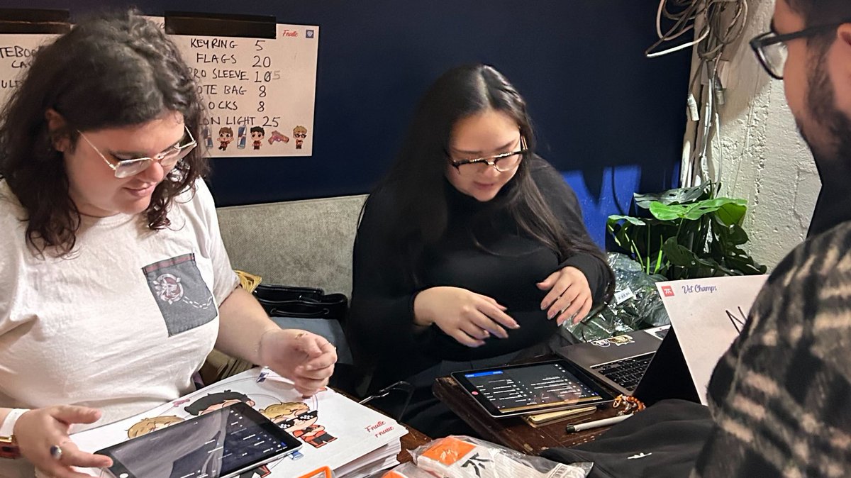 Today’s your last chance to check out our pop up Fnatic Outlet at Guru! ✨

Make sure to swing by from 10am for some discounted drip to cheer us on in the finals: