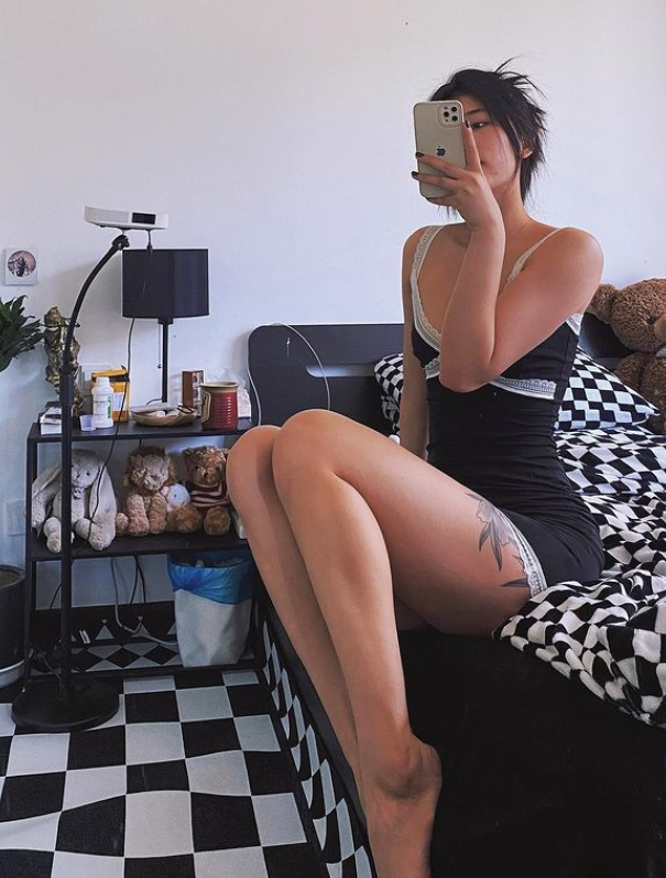 贫乳长腿 喜欢的来 #乳交 #蜜桃臀