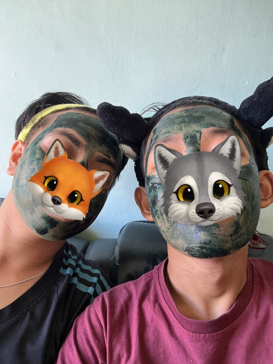 babyptr__'s tweet image. Maskeran date hihihi🤪
@everythinggg08 
.
.
#batu #malang
