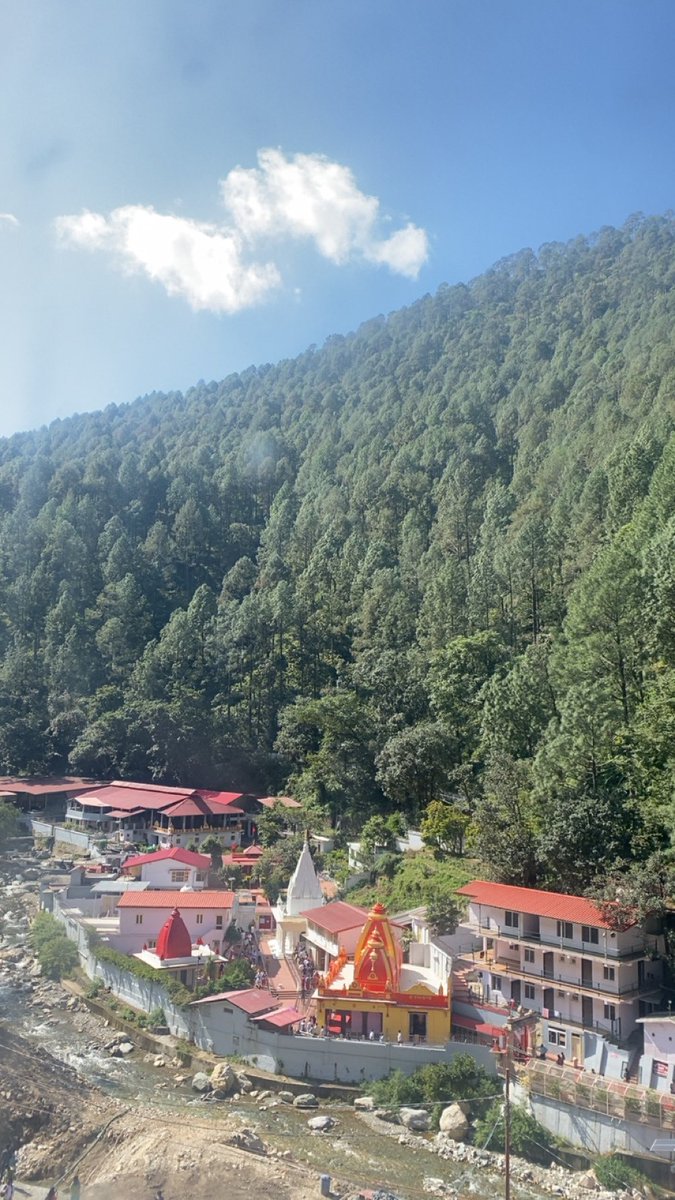 sparam007's tweet photo. Uttarakhand you were beautiful!❤️
(1 day unplanned road trip) https://t.co/A5g96W1Os1