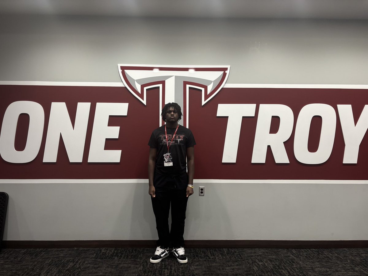 dekendrick2020_'s tweet photo. Had a great visit today at Troy! thank you for having me! I look forward to talking with you guys soon.@CoachMcCrayLHS @MrTNT21 @GraysonMcRae60 @CoachRhino68 https://t.co/vuBxdgU7wY