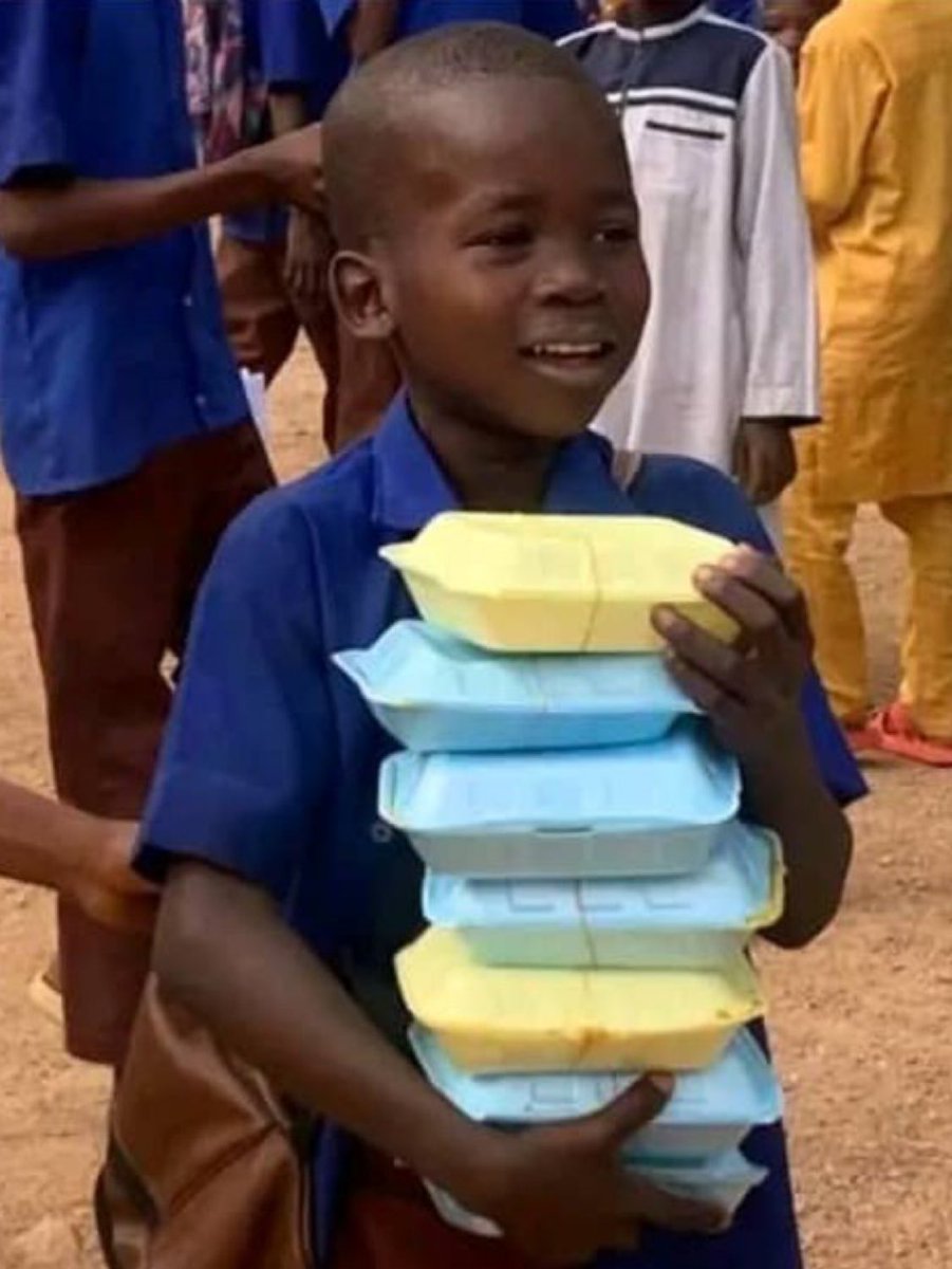 Pikin wey go make family proud, na from small you go know 😂