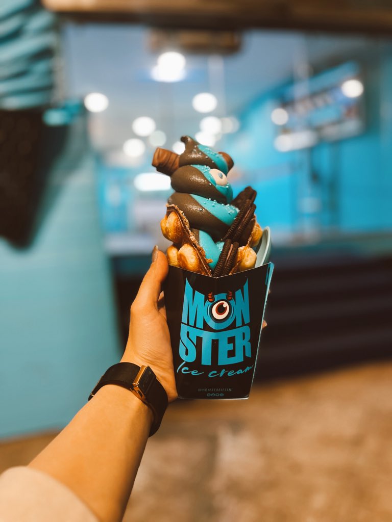 Negariiam's tweet image. مانستر خیلی خوبه&amp;gt;&amp;gt;&amp;gt;&amp;gt;&amp;gt;&amp;gt;&amp;gt;