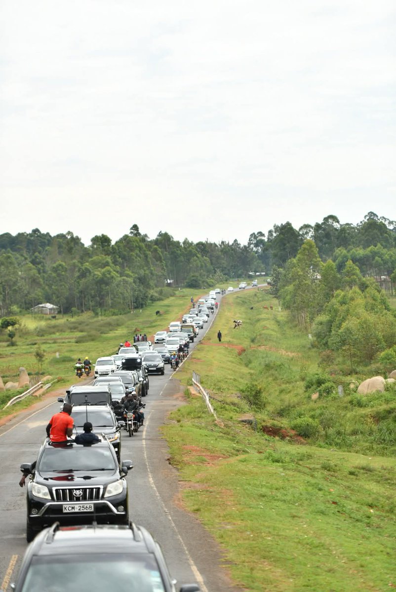 _DcpNation's tweet image. Western kenya is in WANTAM  movement,This is Governor natembeya motorcade on its way to Mashinani Interractions.

#wantamisreal