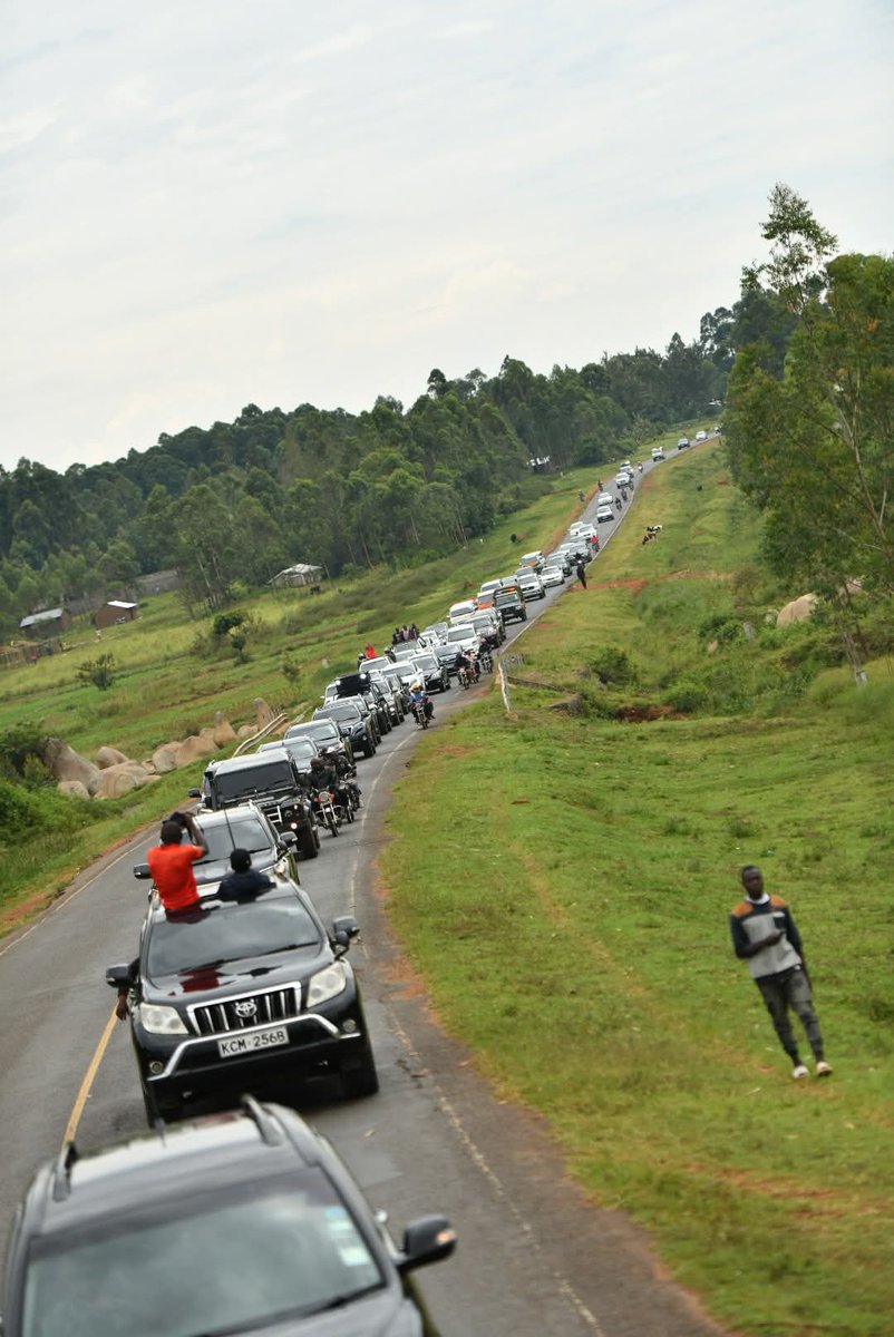 _DcpNation's tweet image. Western kenya is in WANTAM  movement,This is Governor natembeya motorcade on its way to Mashinani Interractions.

#wantamisreal